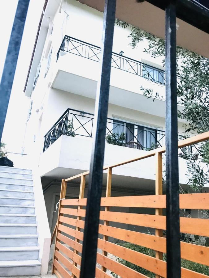 Beautiful Maisonette With A View To The Mountains And The Sea Agia Marina (Attica) Exterior foto