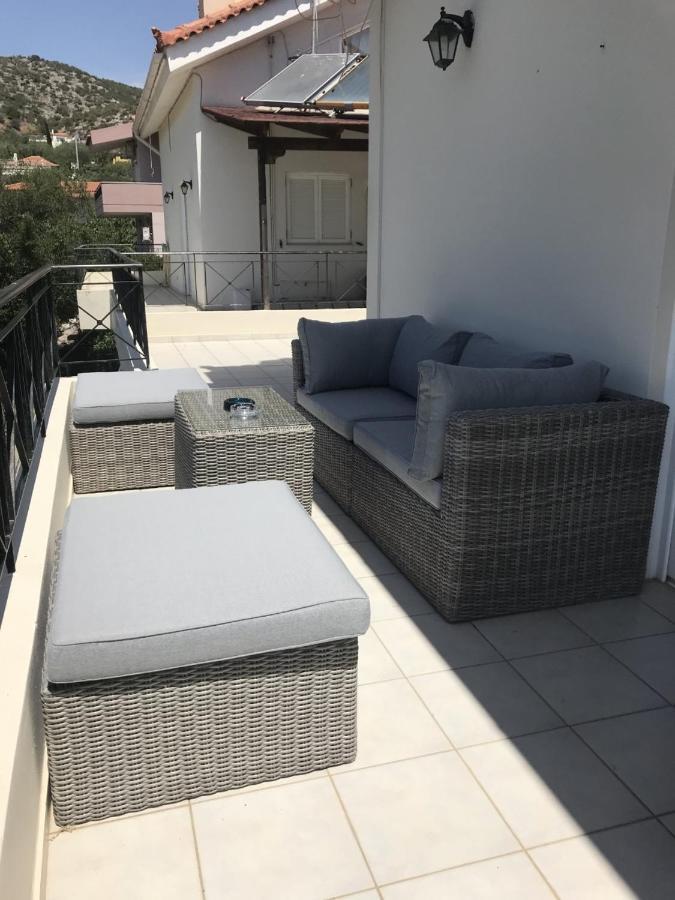 Beautiful Maisonette With A View To The Mountains And The Sea Agia Marina (Attica) Exterior foto